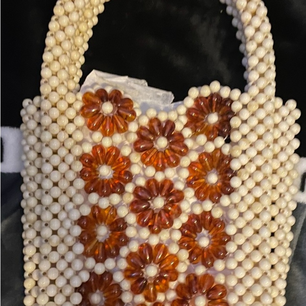 Elegant Beaded Floral Handbag